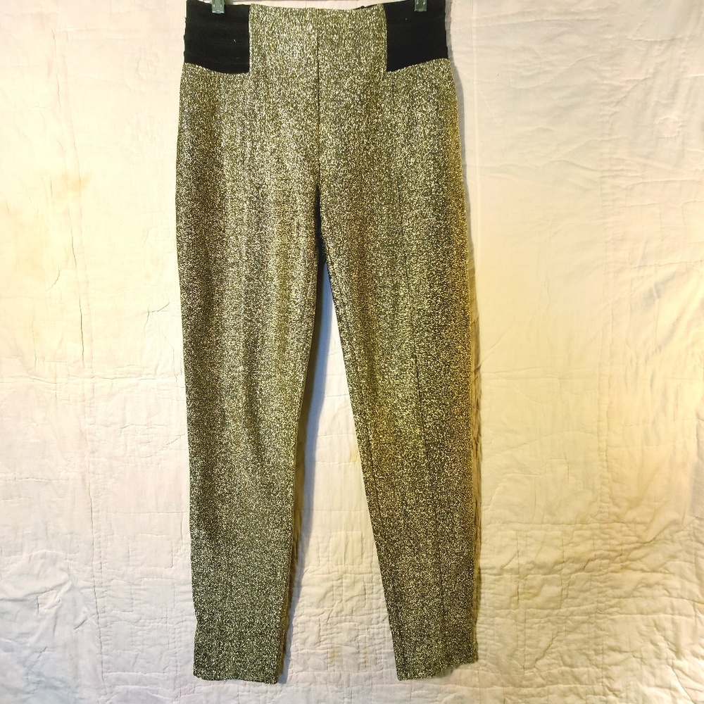 Stunning Gold legging pants